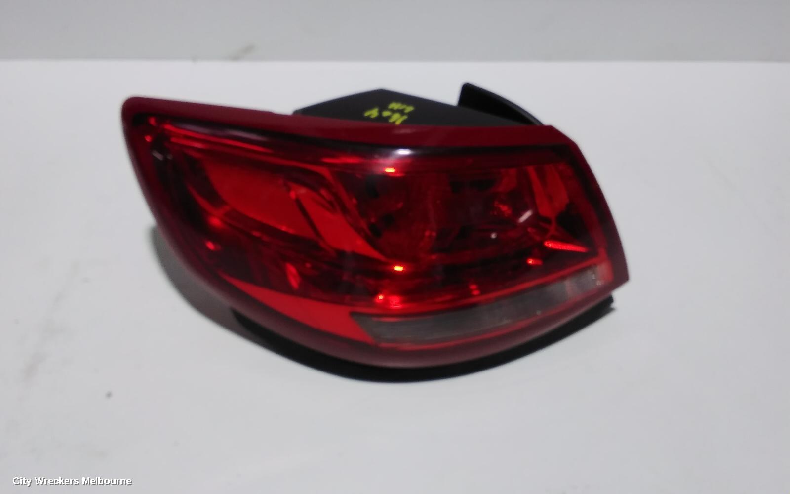 HOLDEN COMMODORE 2015 Left Taillight