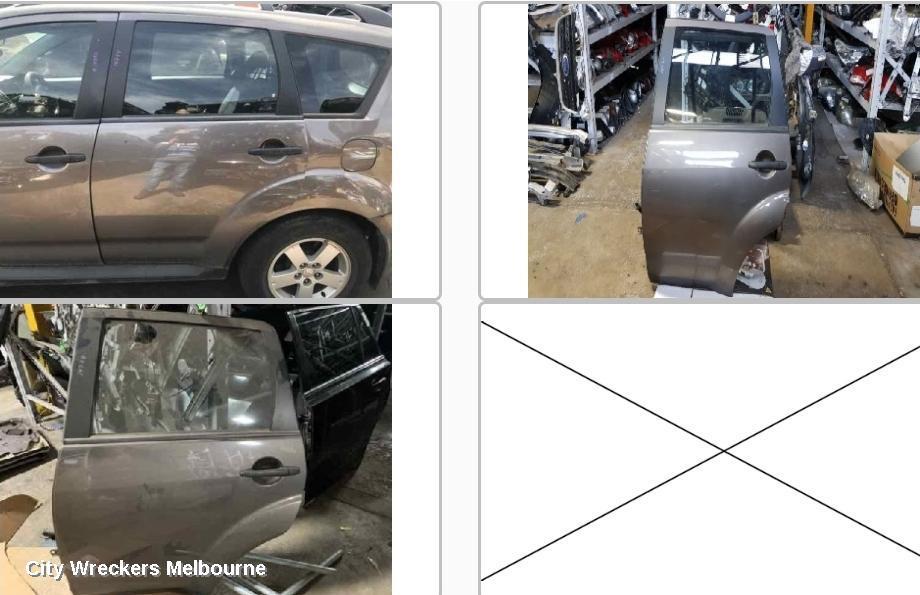 MITSUBISHI OUTLANDER 2011 Left Rear Door/Sliding