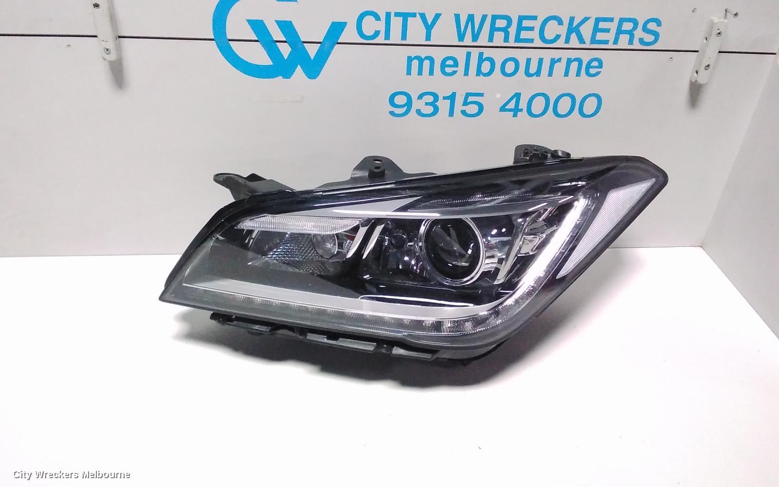 HYUNDAI GENESIS 2016 Left Headlamp