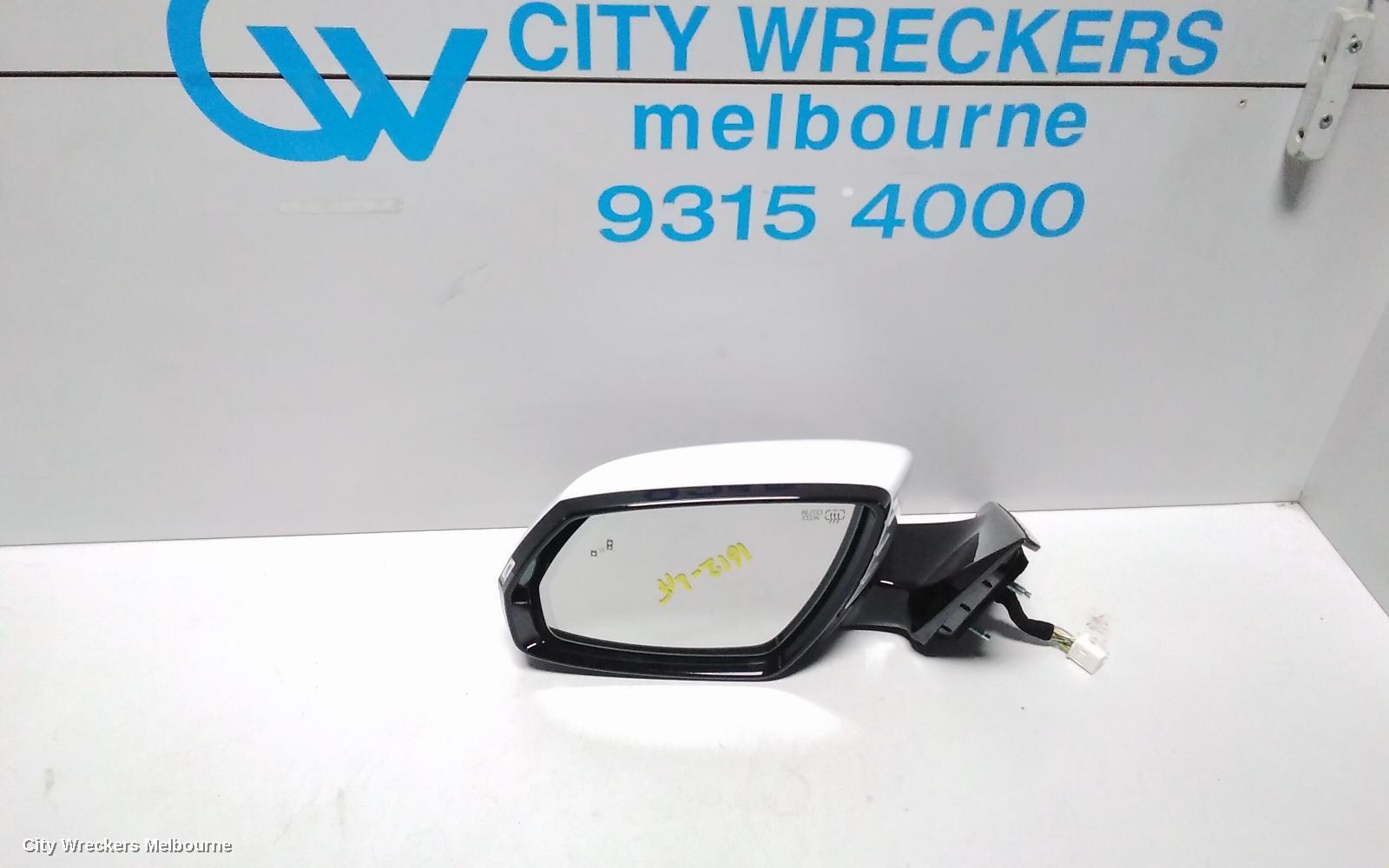 HYUNDAI GENESIS 2016 Left Door Mirror