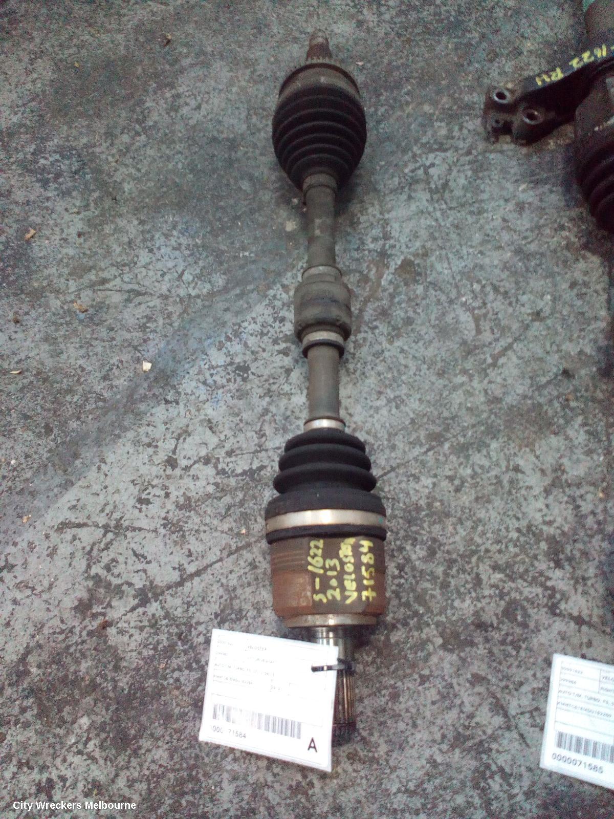 HYUNDAI VELOSTER 2013 Left Driveshaft