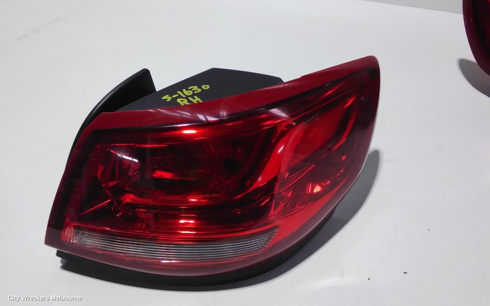 HOLDEN COMMODORE 2013 Right Taillight