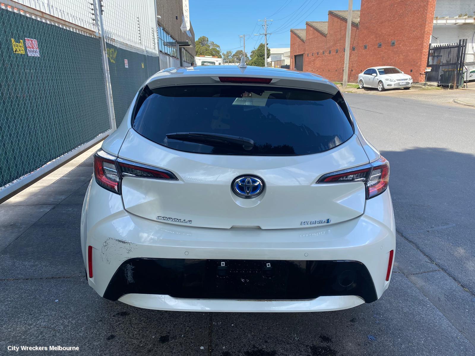 TOYOTA COROLLA 2020 Rear Garnish