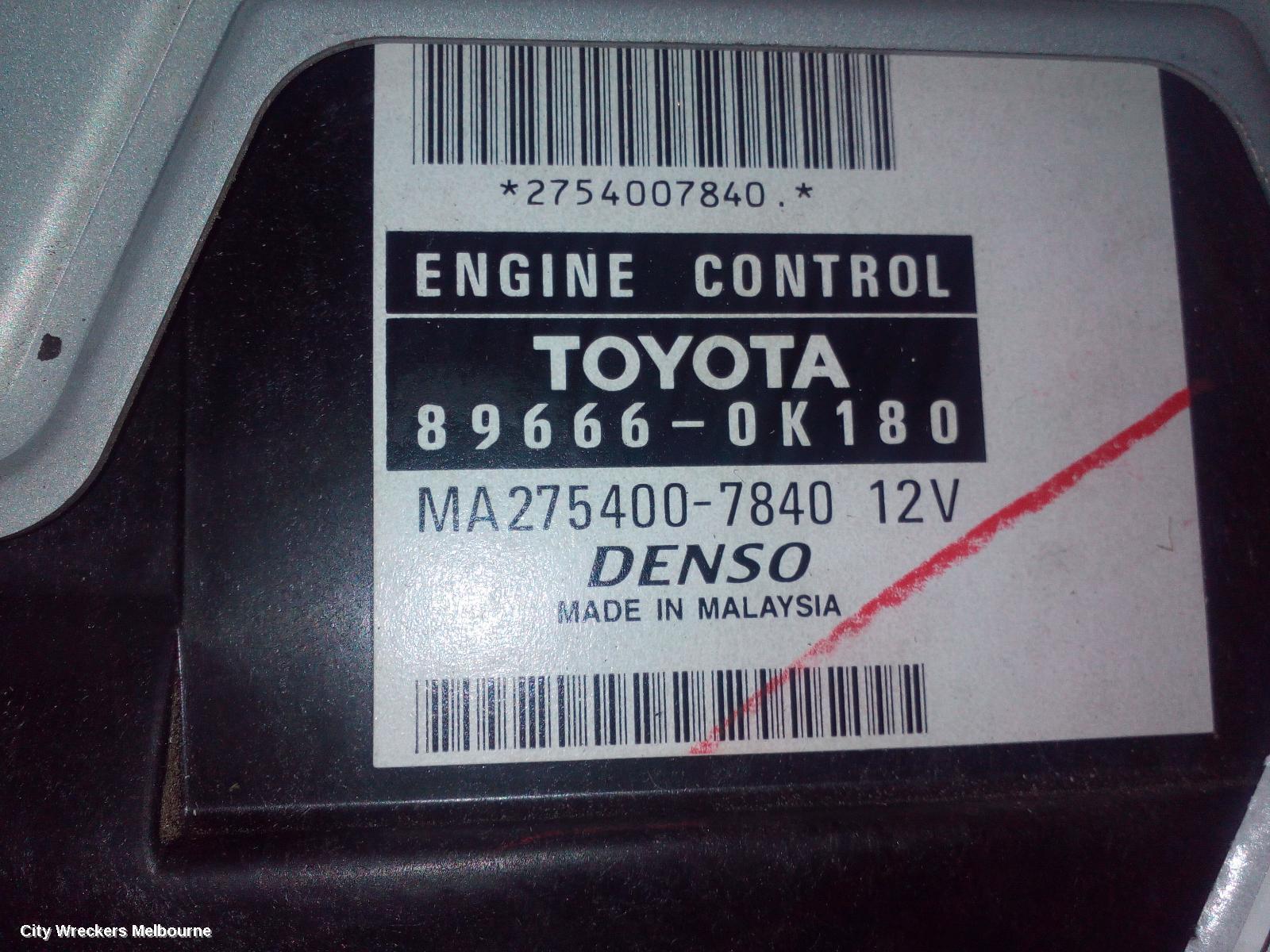 TOYOTA HILUX 2015 Ecu