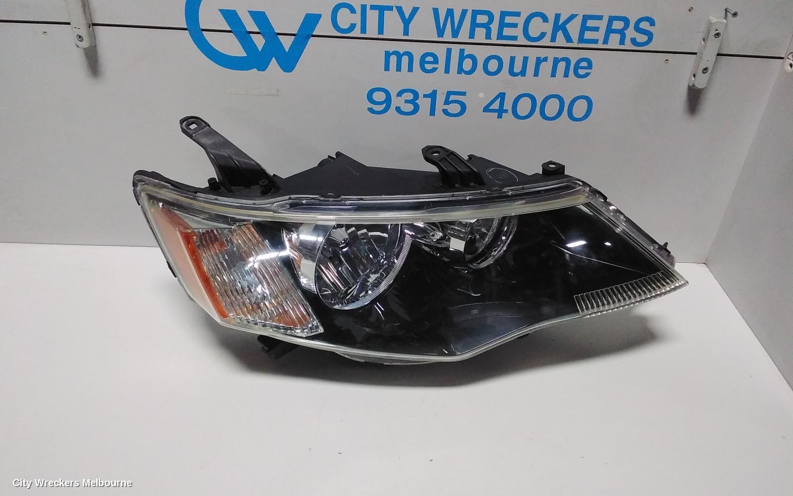 MITSUBISHI OUTLANDER 2010 Right Headlamp