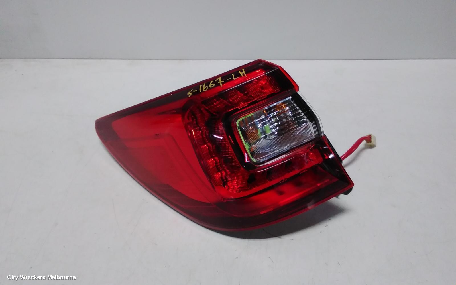 SUBARU OUTBACK 2015 Left Taillight