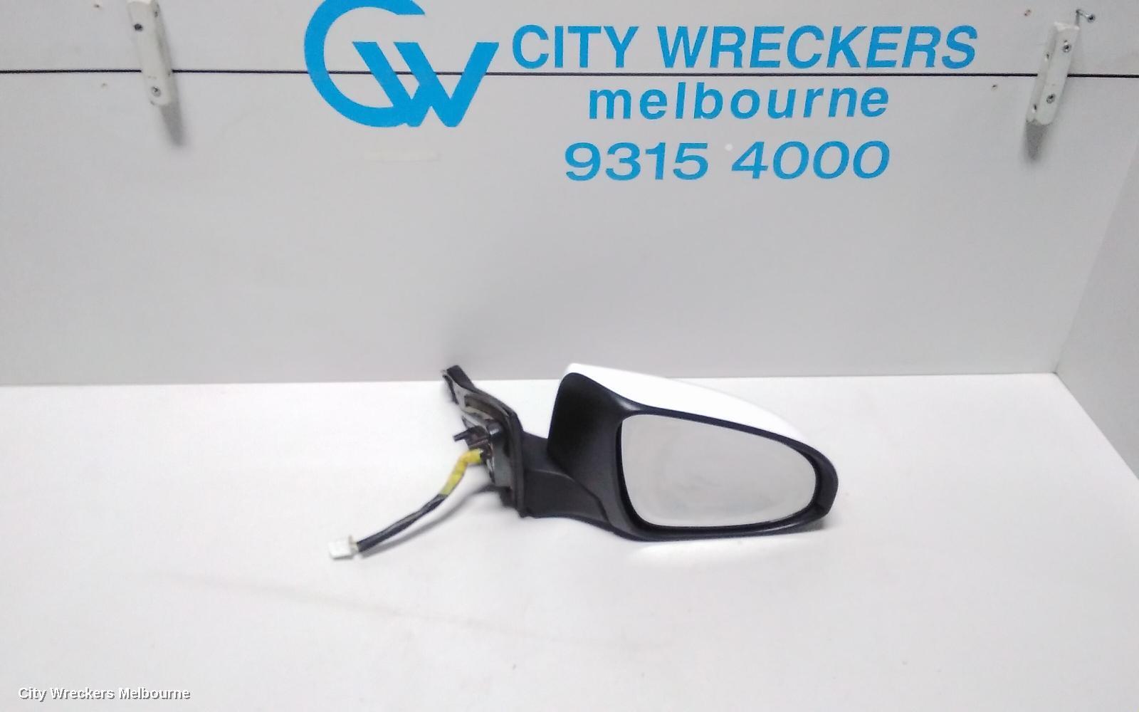 TOYOTA CAMRY 2016 Right Door Mirror