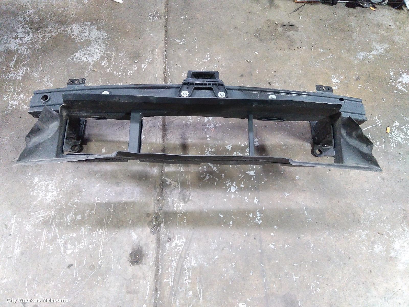 RENAULT MEGANE 2017 F/Bar Reinforc/Brack