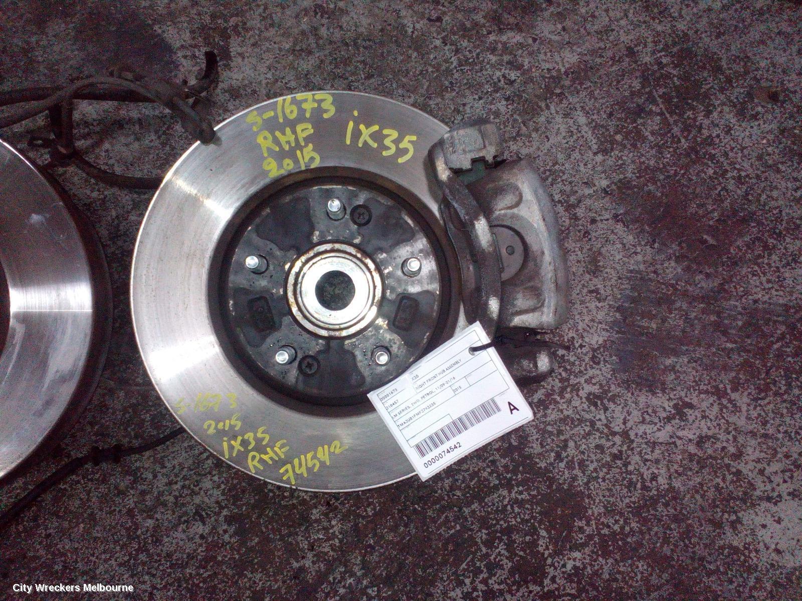 HYUNDAI IX35 2015 Right Front Hub Assembly