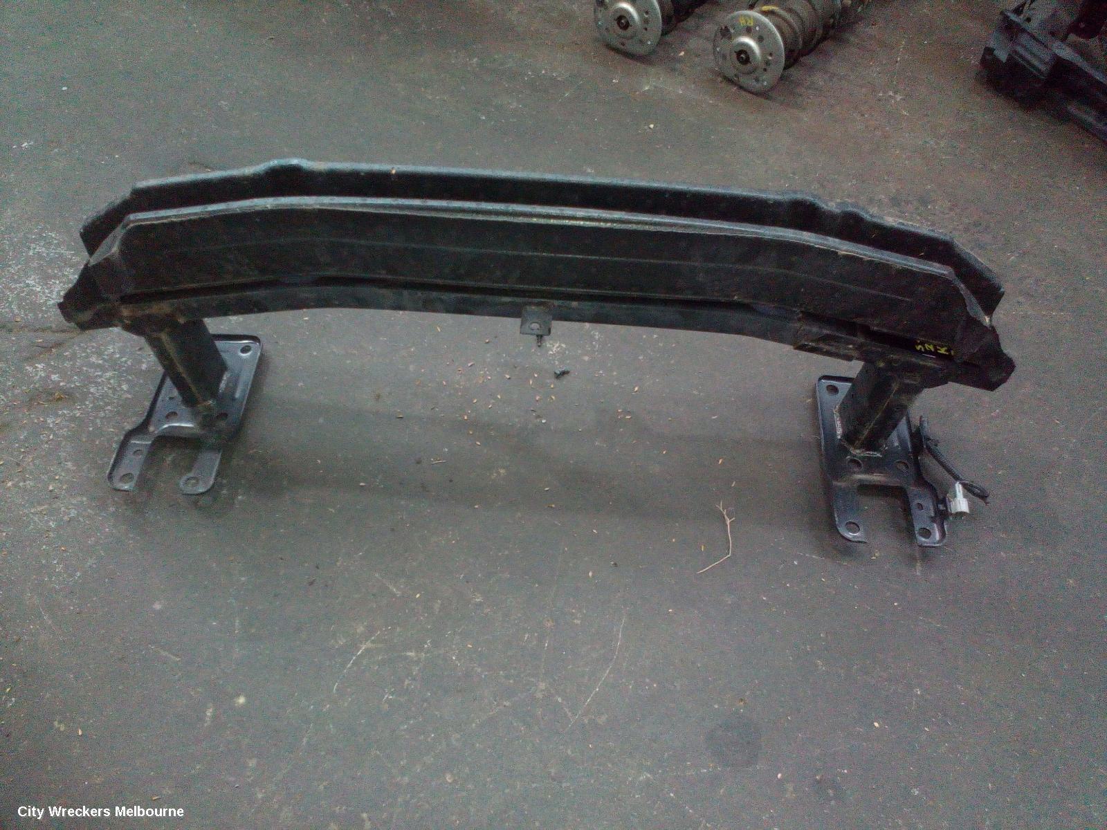 RENAULT KALEOS 2013 F/Bar Reinforc/Brack