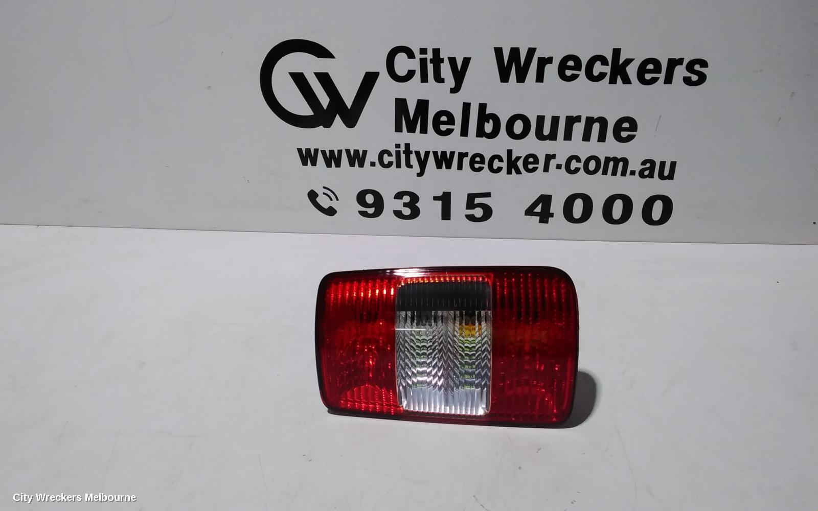 VOLKSWAGEN CADDY 2007 Right Taillight