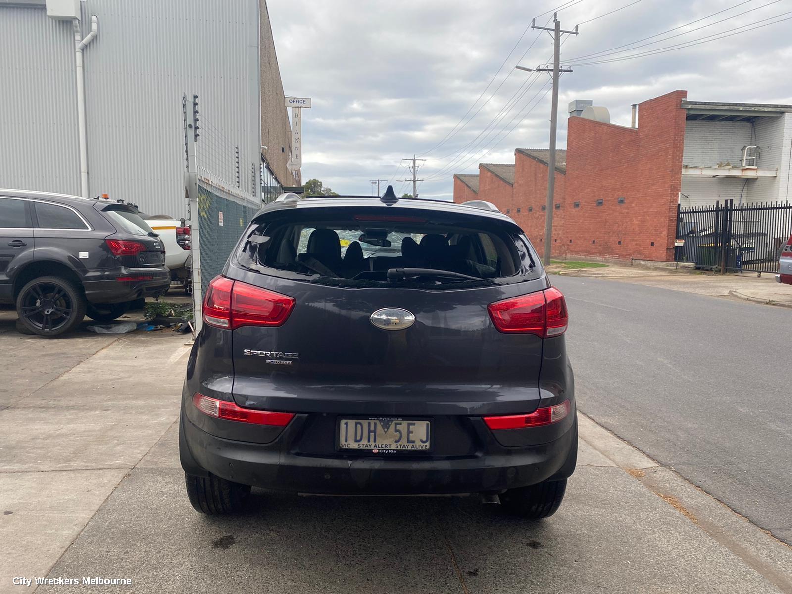 KIA SPORTAGE 2014 Right Taillight