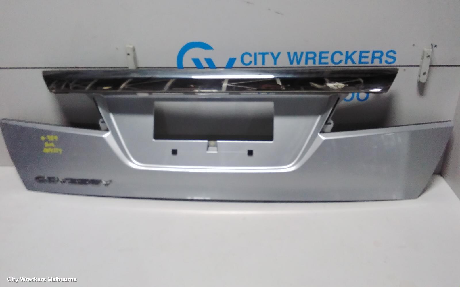 HONDA ODYSSEY 2012 Rear Garnish