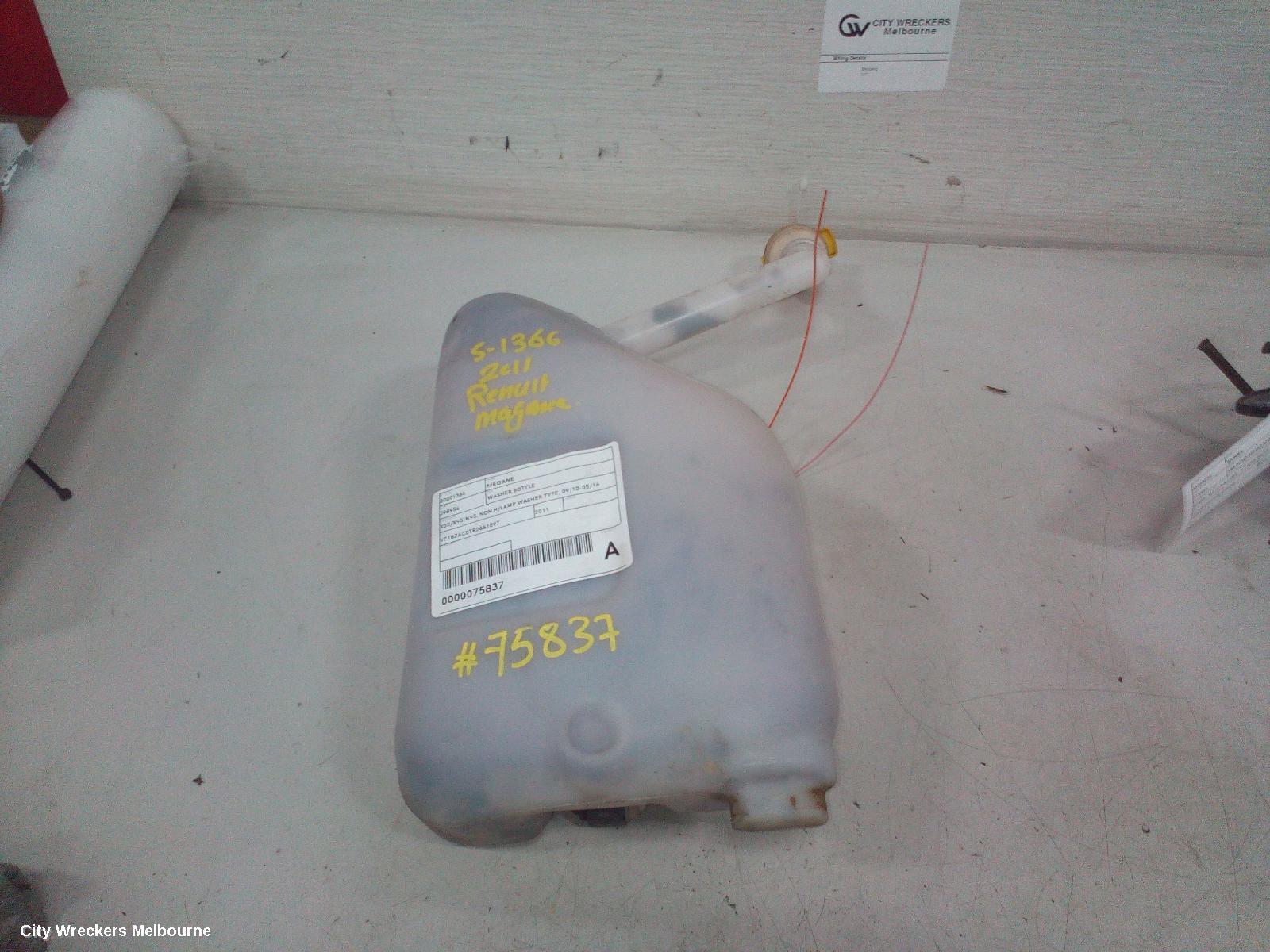 RENAULT MEGANE 2011 Washer Bottle