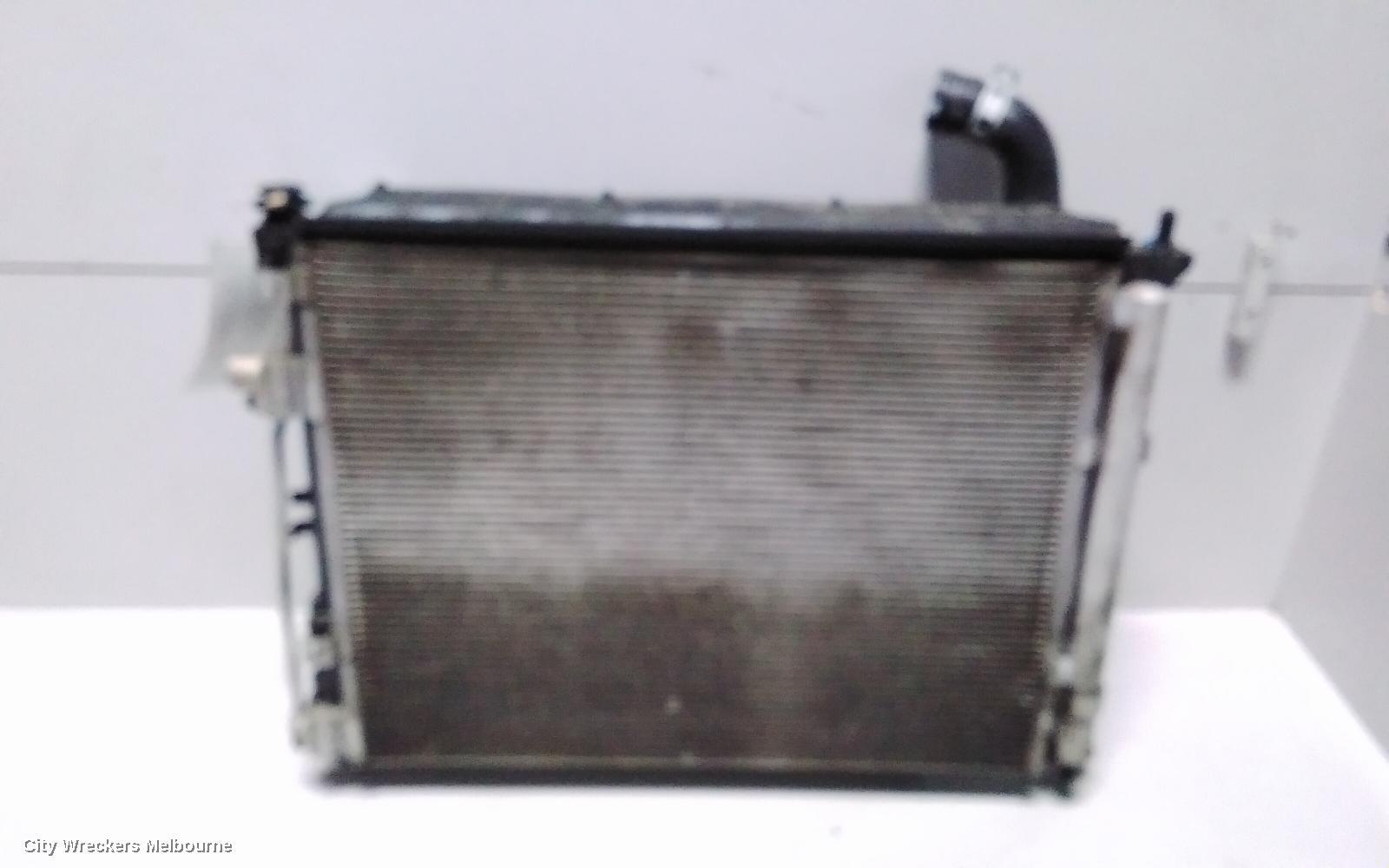 HYUNDAI VELOSTER 2013 Radiator