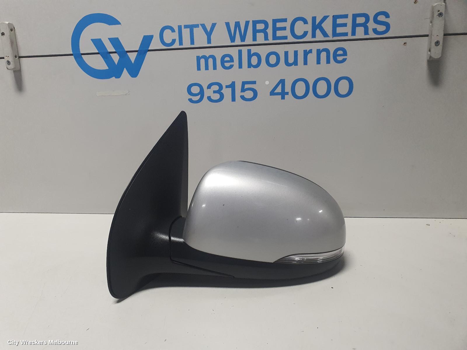 HYUNDAI I20 2012 Left Door Mirror