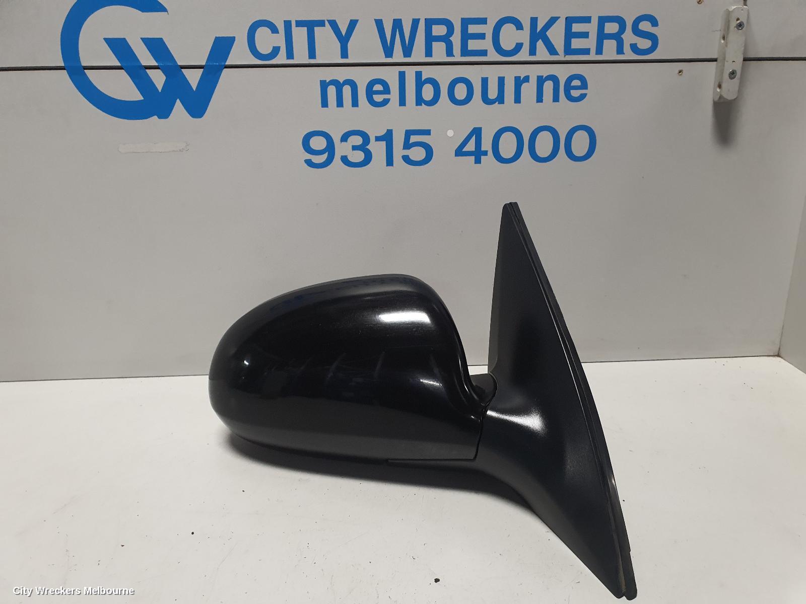 HYUNDAI I20 2011 Right Door Mirror