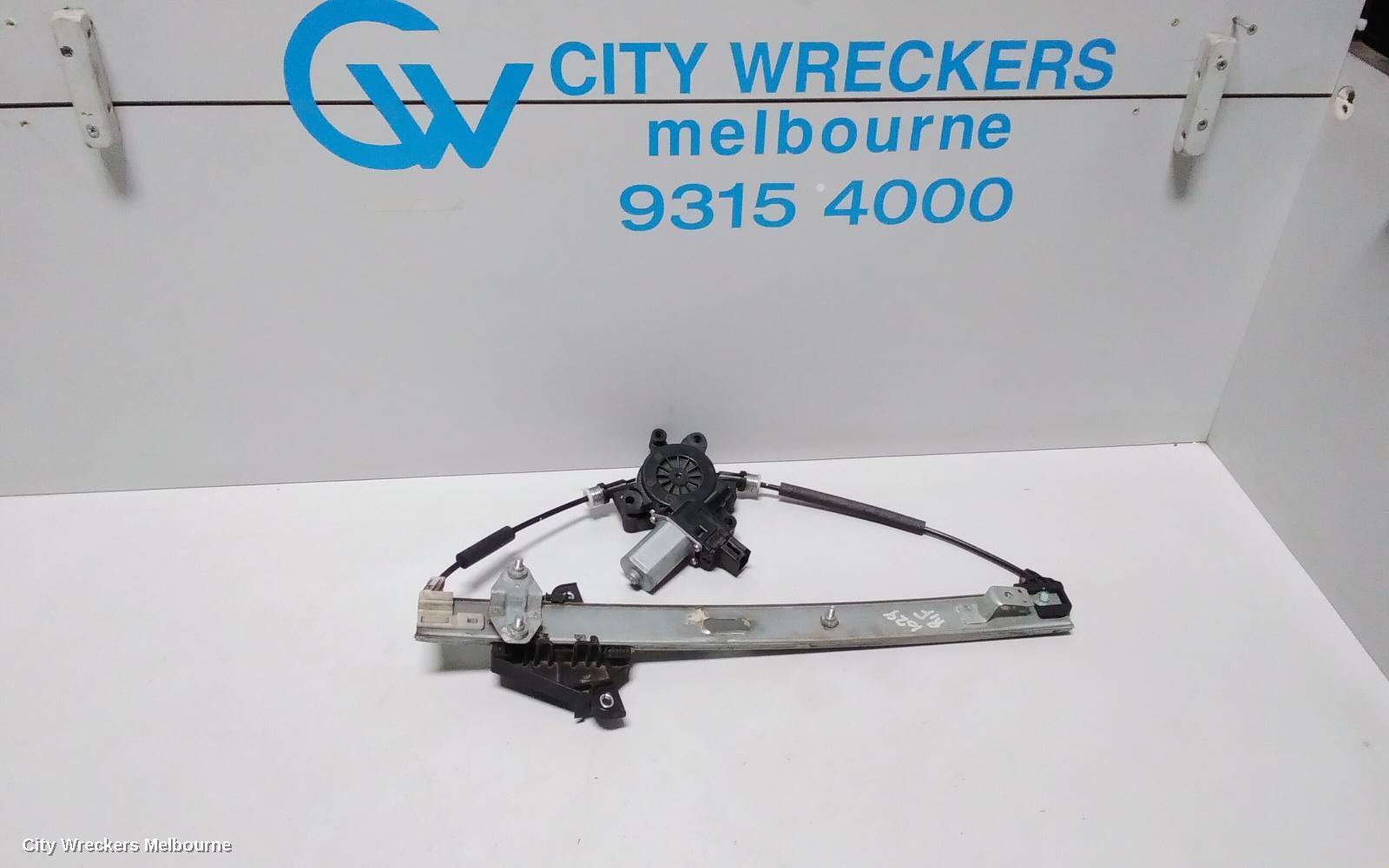 MAZDA CX3 2019 Right Front Window Reg/Motor