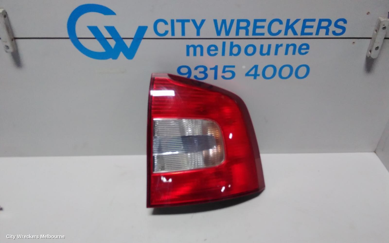 SKODA OCTAVIA 2013 Right Taillight