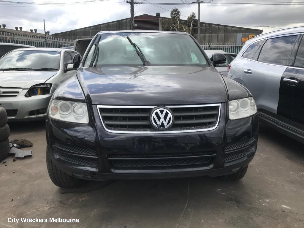 VOLKSWAGEN TOUAREG 2005 Left Guard