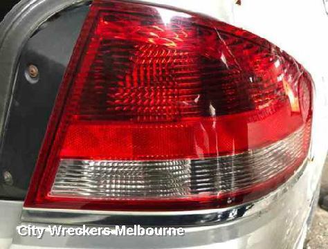 FORD FALCON 2005 Right Taillight