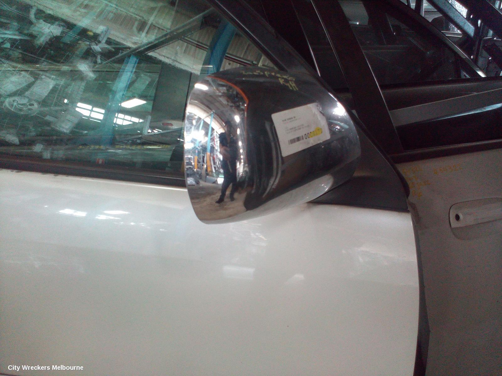 TOYOTA PRADO 2005 Right Door Mirror