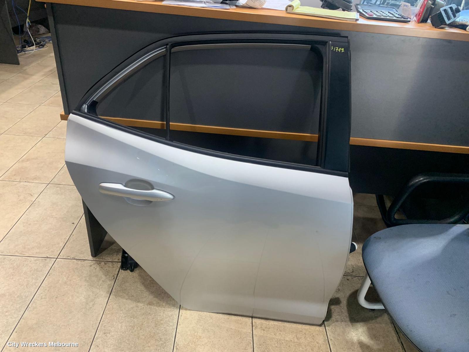 TOYOTA COROLLA 2021 RIGHT_REAR_DOOR_SLIDING