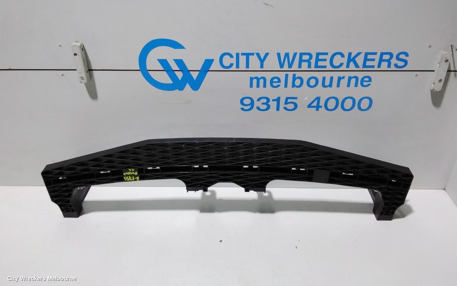 VOLKSWAGEN PASSAT 2012 R/Bar Bracket/Reinfo