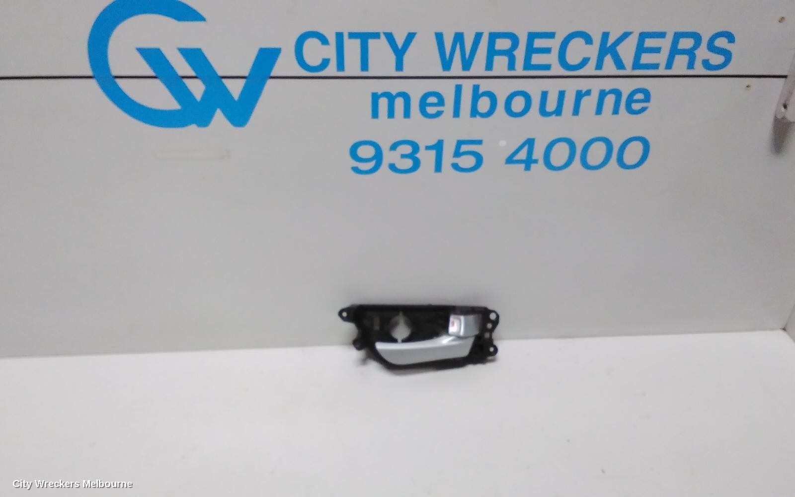 HYUNDAI VELOSTER 2013 Door Handle