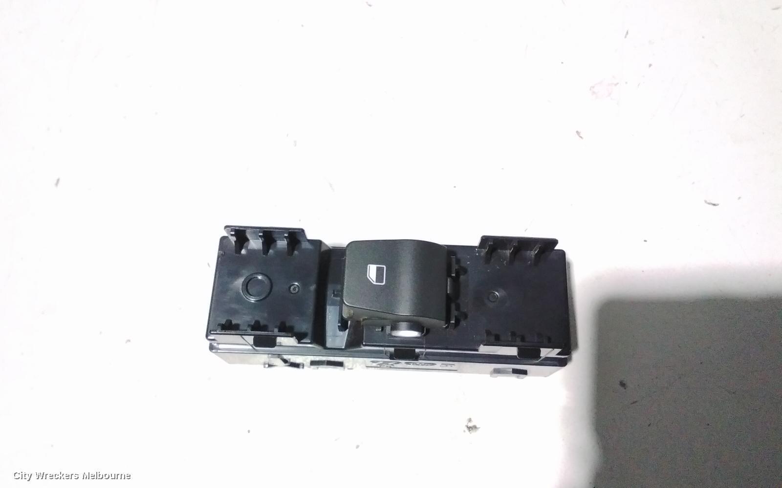 HYUNDAI I30 2018 Pwr Dr Wind Switch