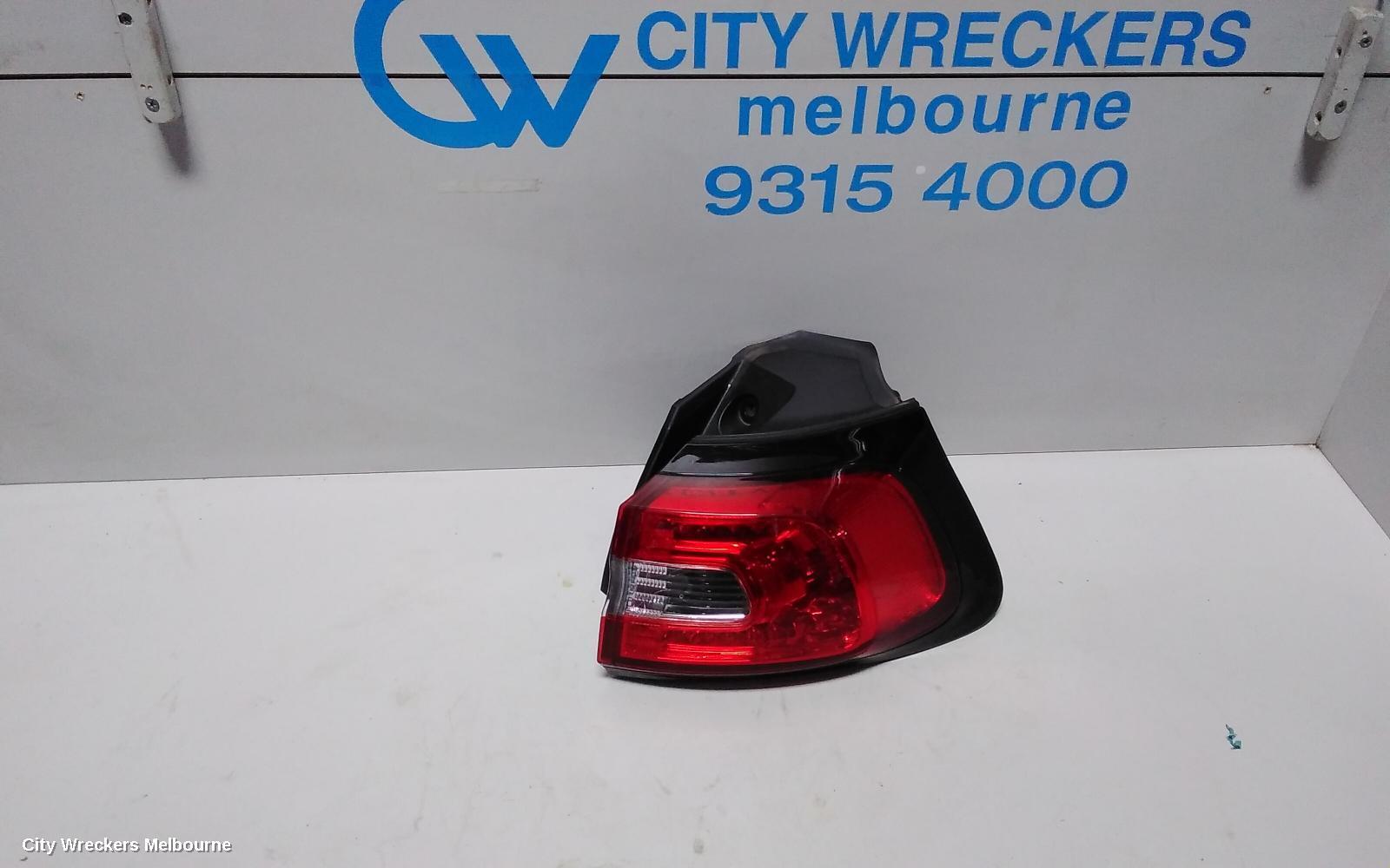 JEEP CHEROKEE 2015 Right Taillight