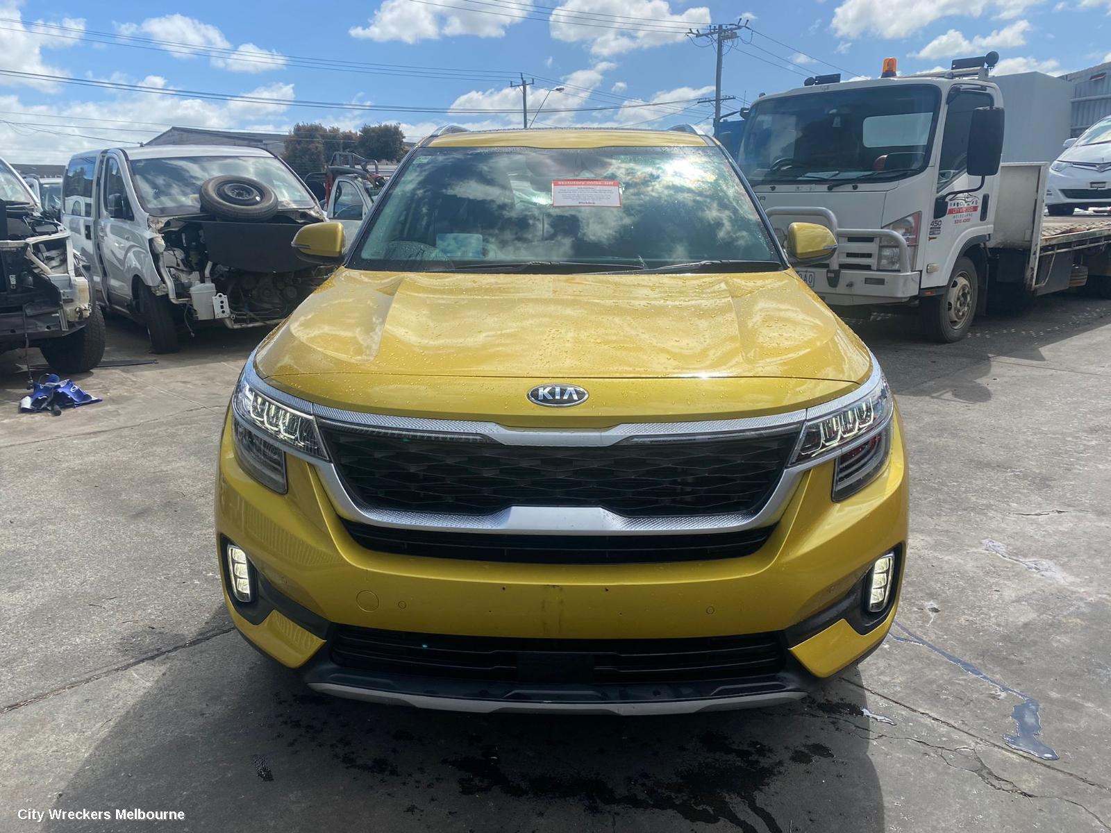 KIA SELTOS 2020 Left Front Door