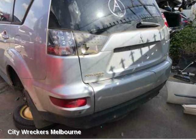 MITSUBISHI OUTLANDER 2011 Rear Bumper