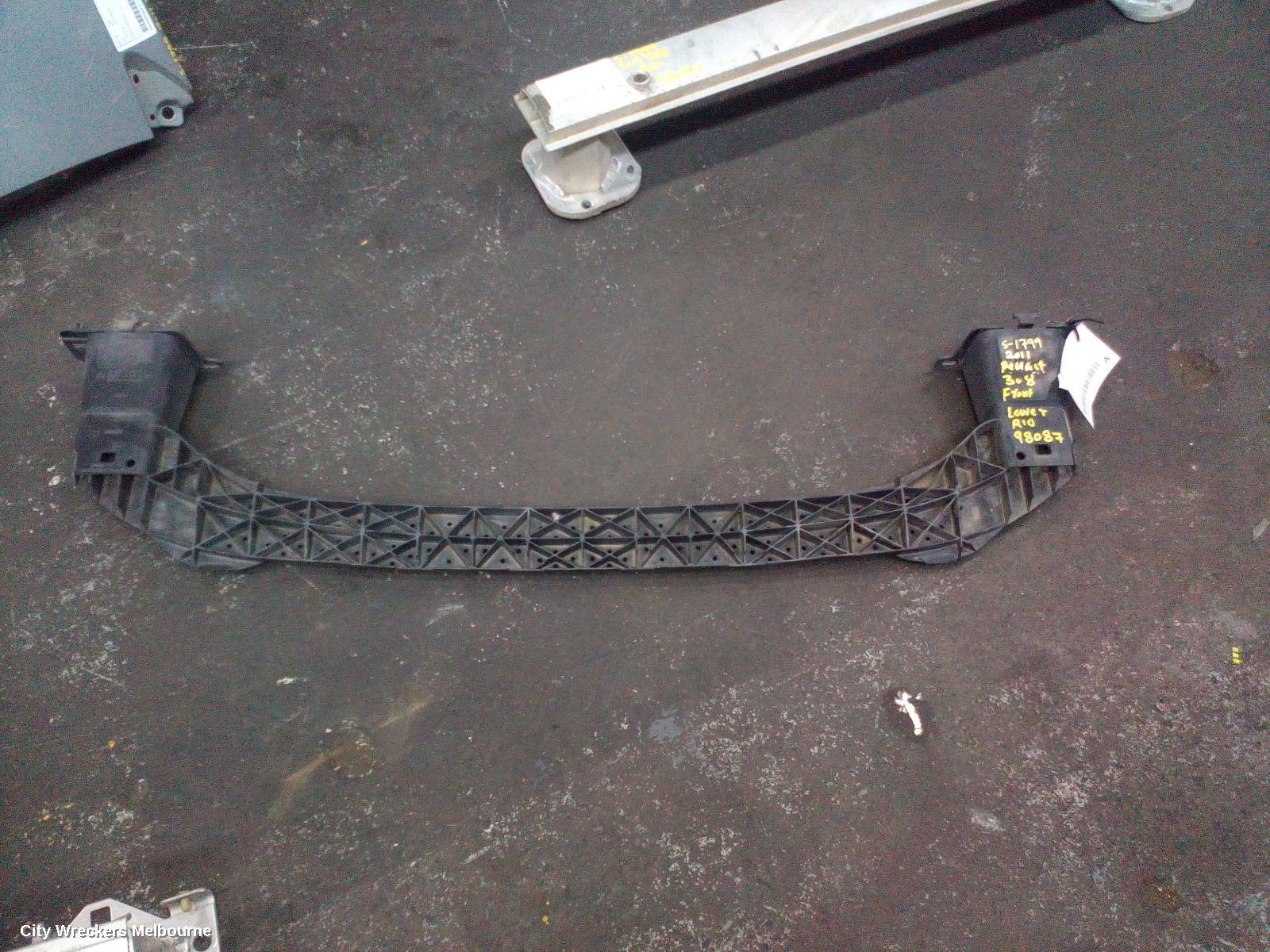 PEUGEOT 308 2011 F/Bar Reinforc/Brack