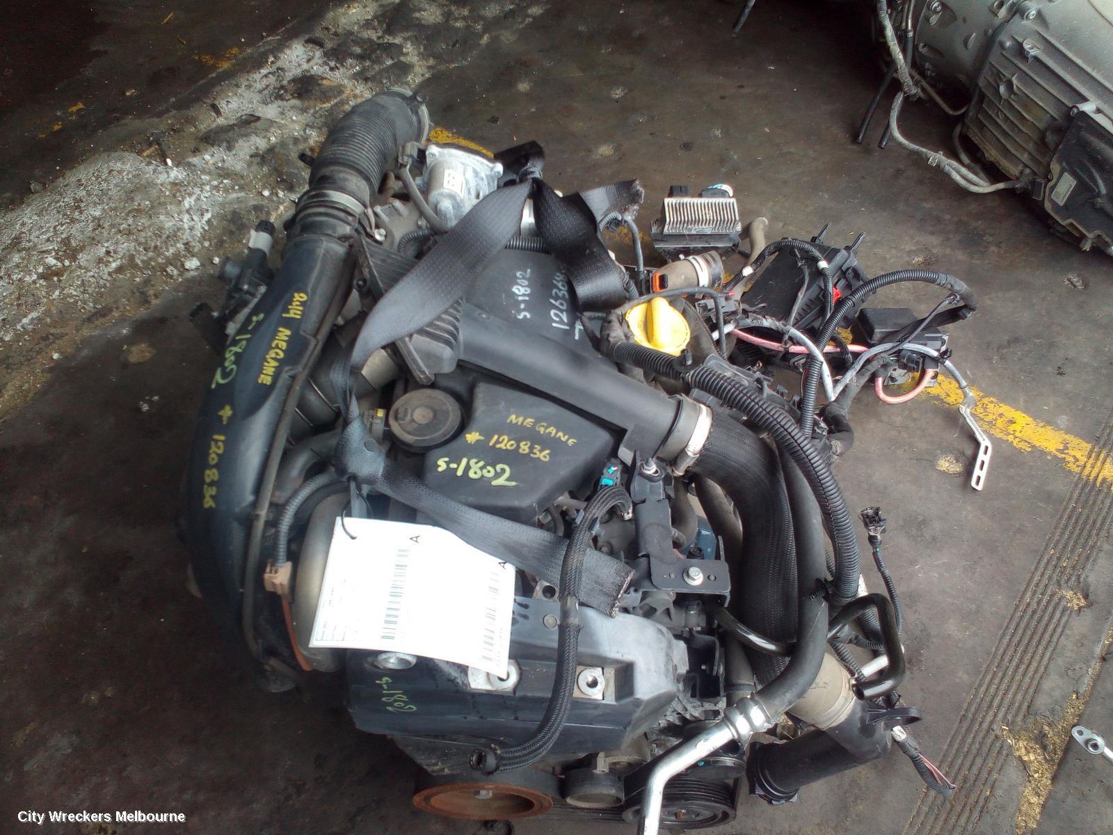 RENAULT MEGANE 2014 Engine