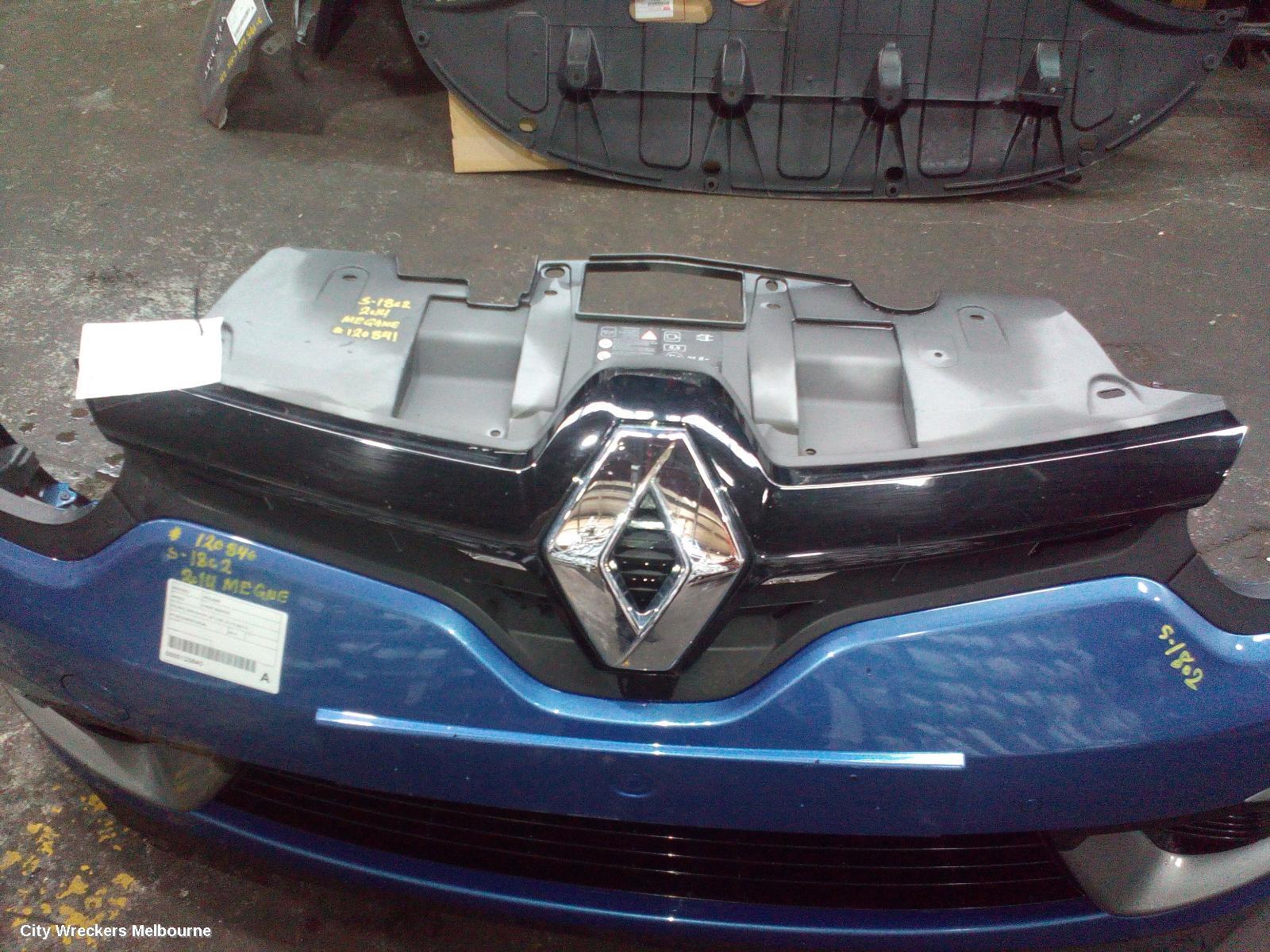 RENAULT MEGANE 2014 Grille