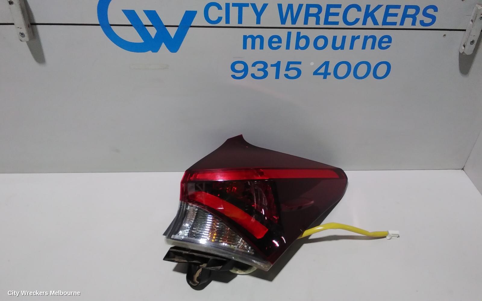 TOYOTA COROLLA 2016 Right Taillight