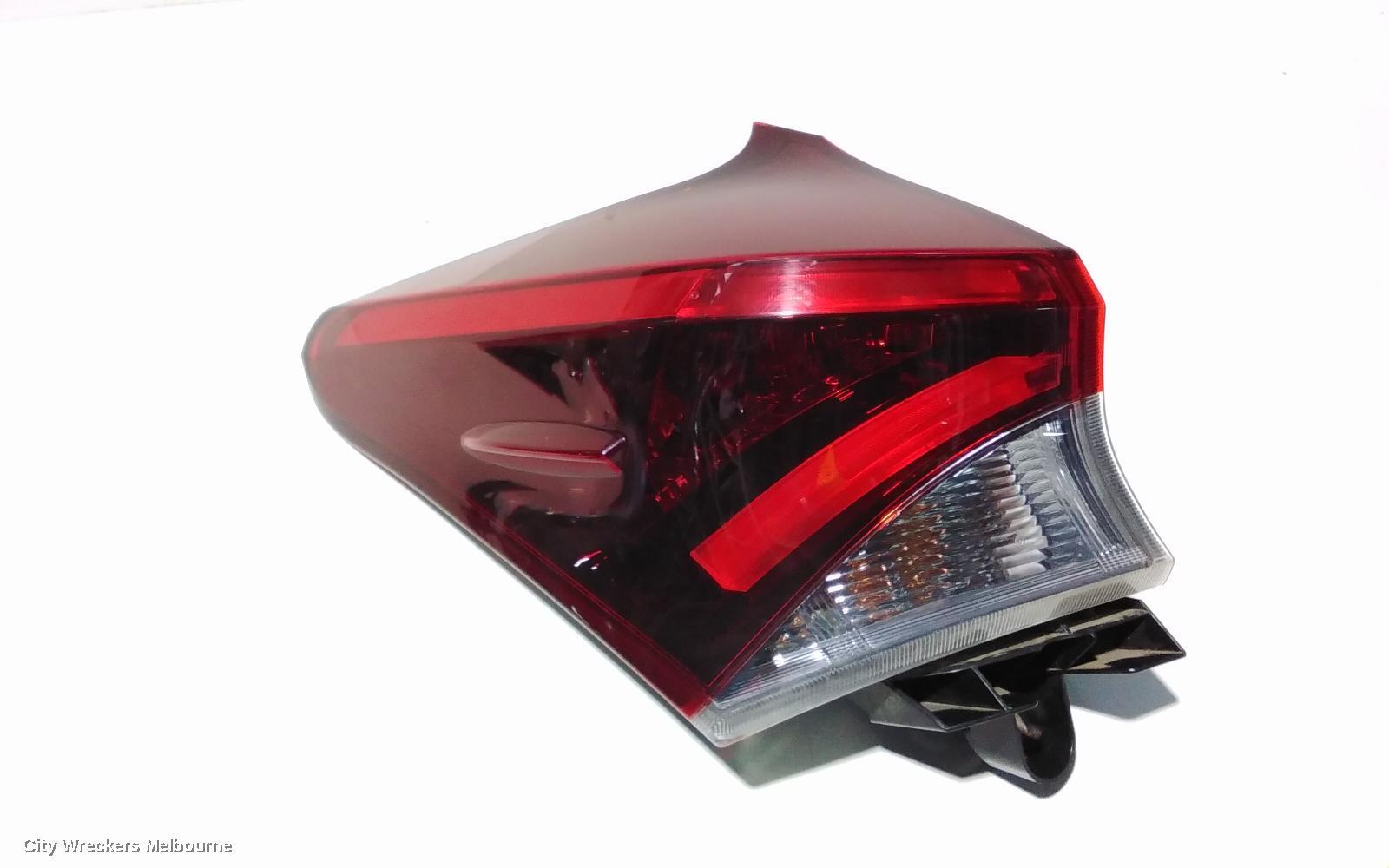 TOYOTA COROLLA 2018 Left Taillight