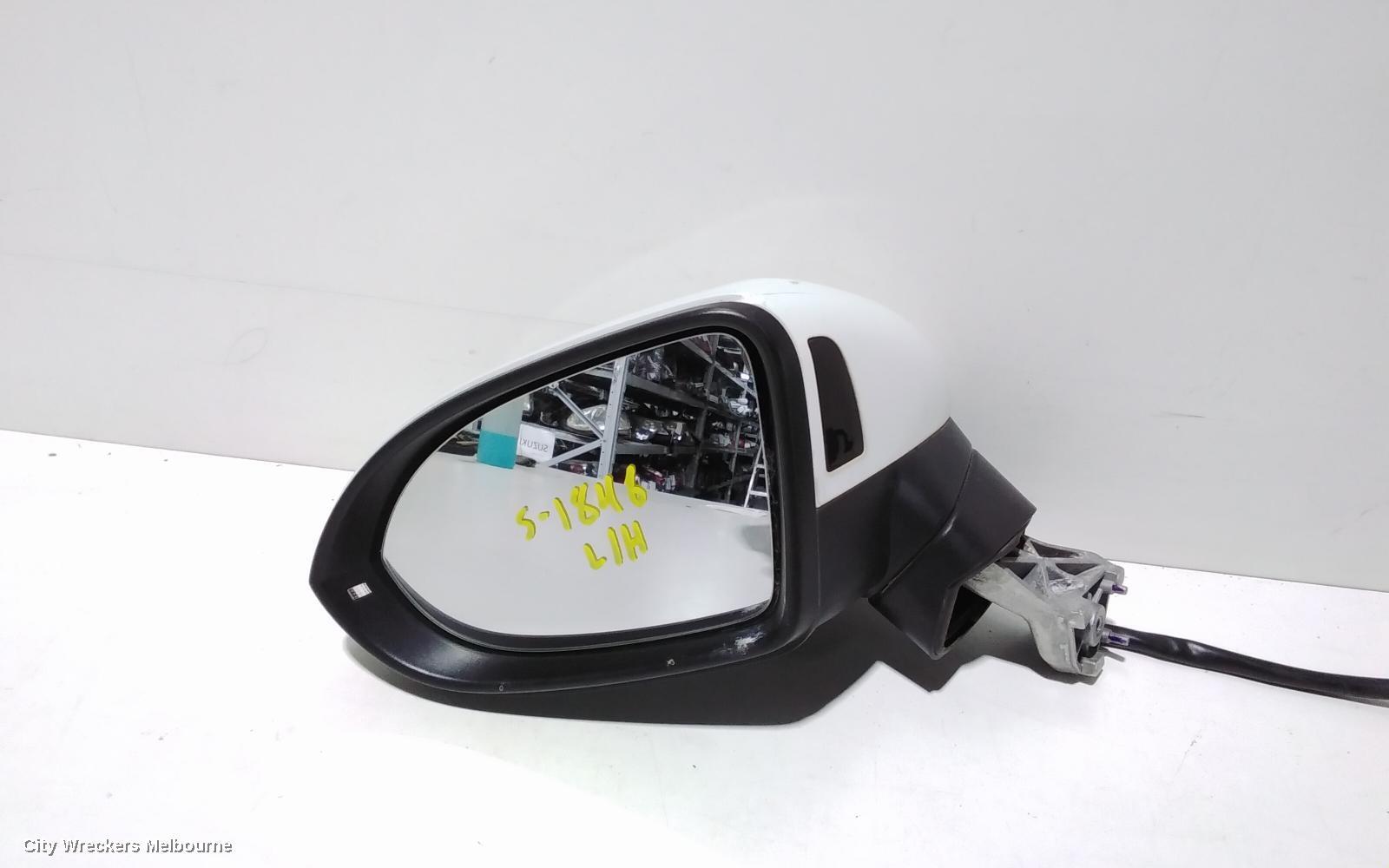 VOLKSWAGEN PASSAT 2017 Left Door Mirror