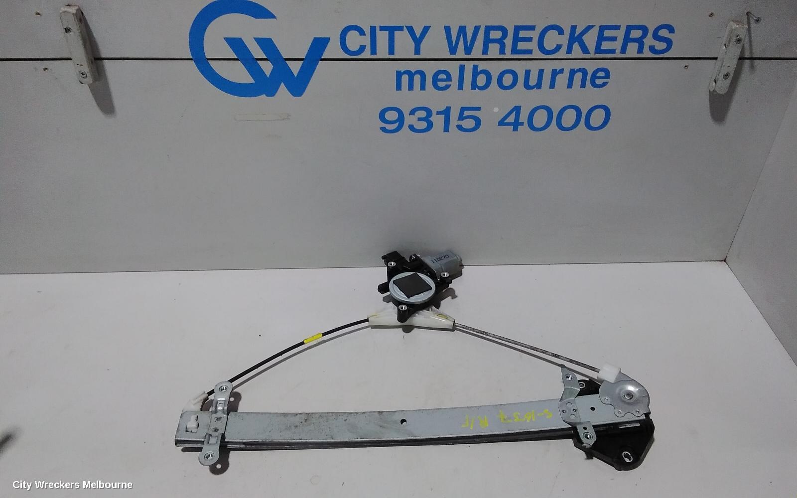 SUBARU OUTBACK 2012 Right Front Window Reg/Motor