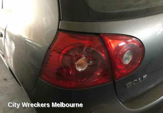 VOLKSWAGEN GOLF 2008 Left Taillight