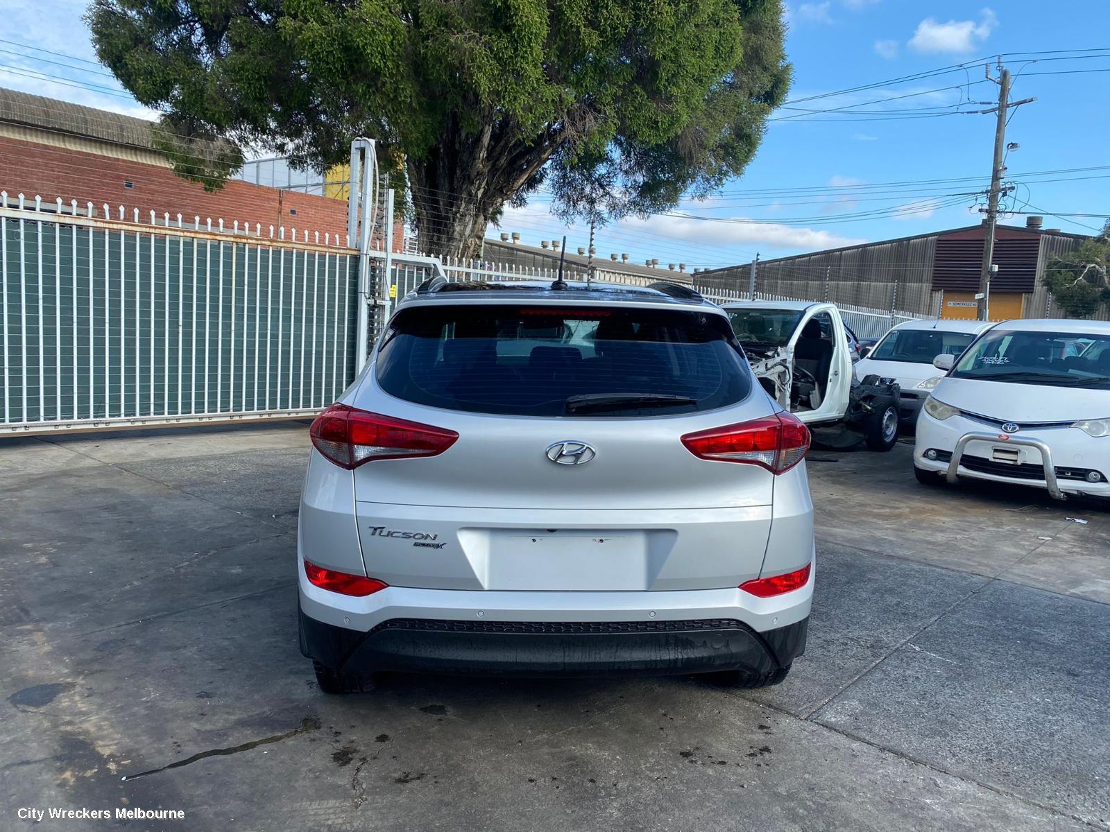 HYUNDAI TUCSON 2018 Left Rear Door/Sliding