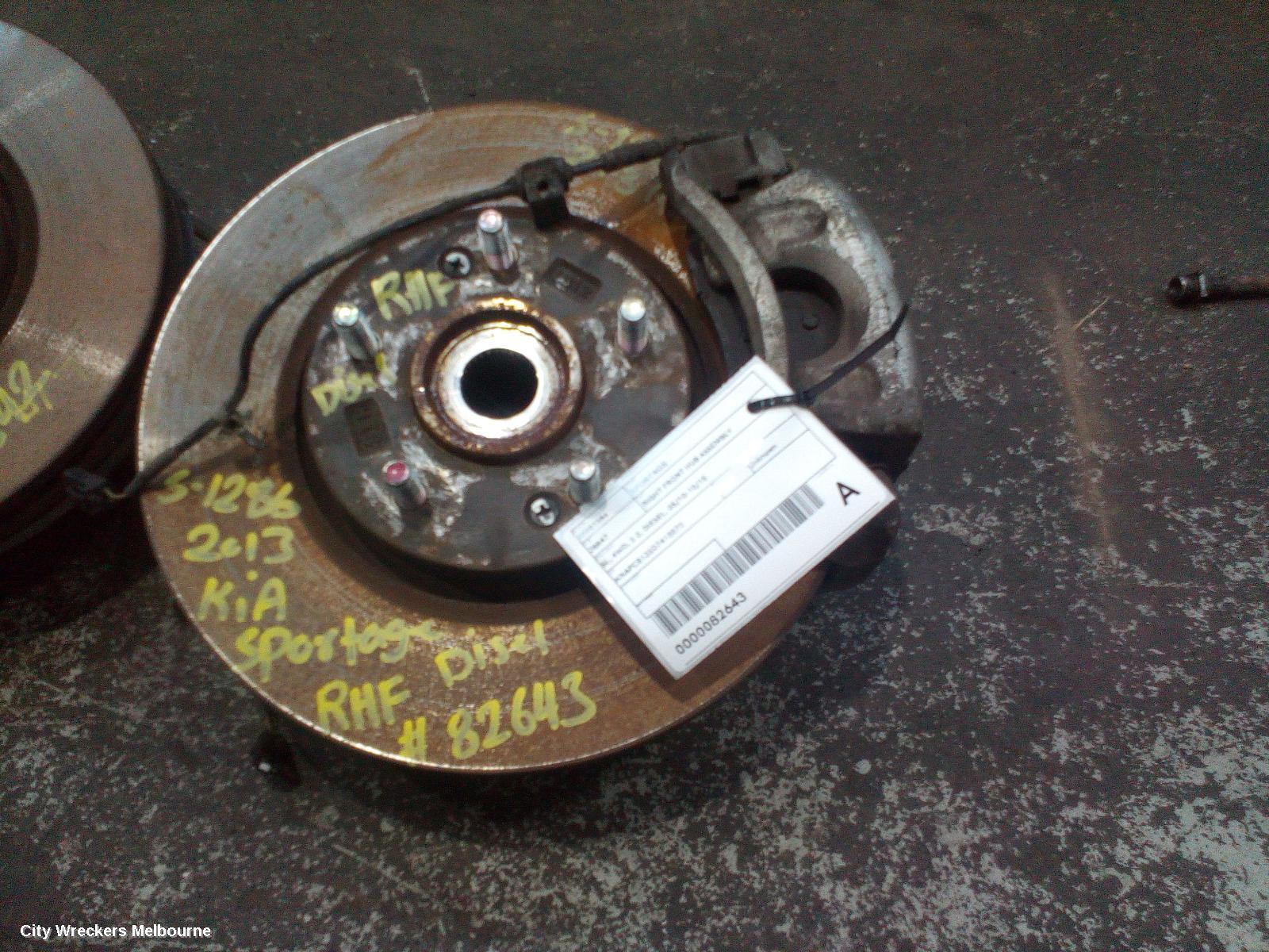 KIA SPORTAGE 2013 Right Front Hub Assembly