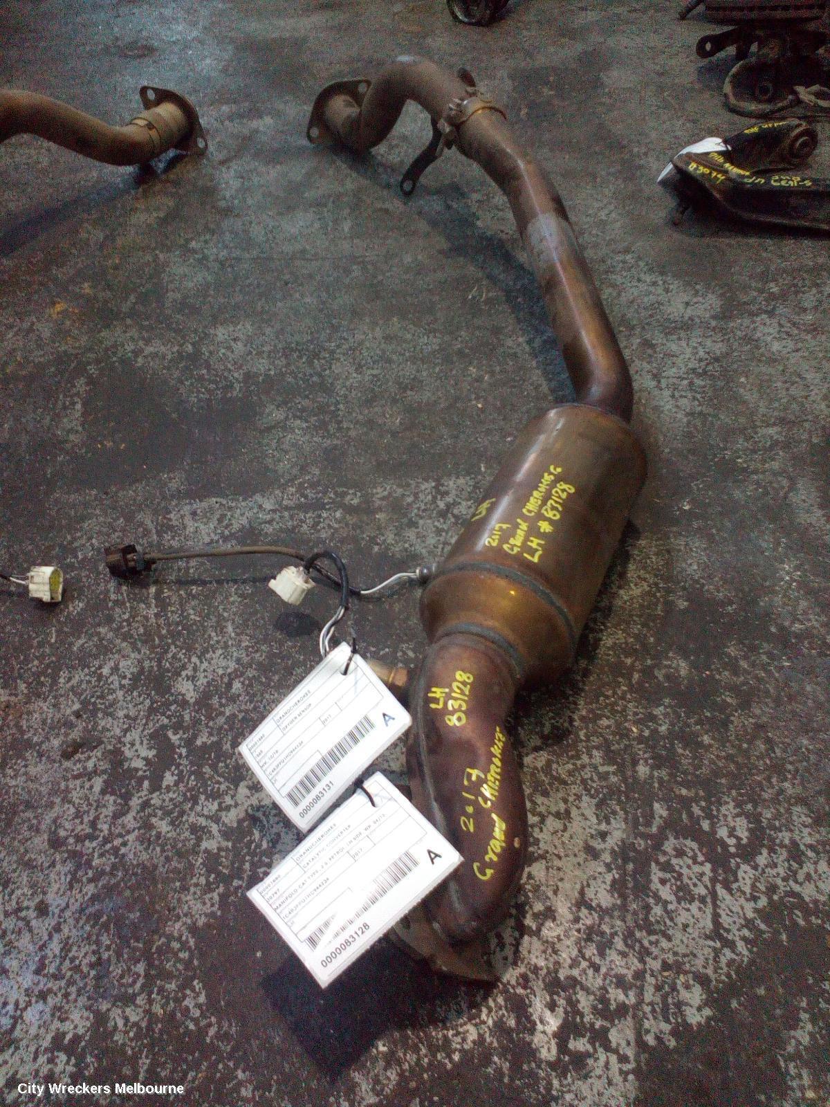 JEEP GRANDCHEROKEE 2017 Catalytic Converter