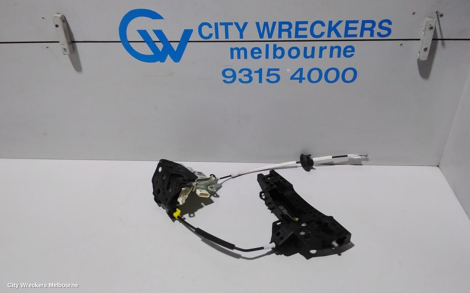 AUDI Q5 2011 Door/Boot/Gate Lock