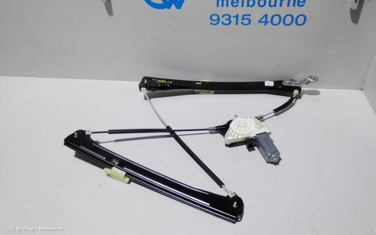 VOLKSWAGEN TIGUAN 2021 Left Front Window Reg/Motor