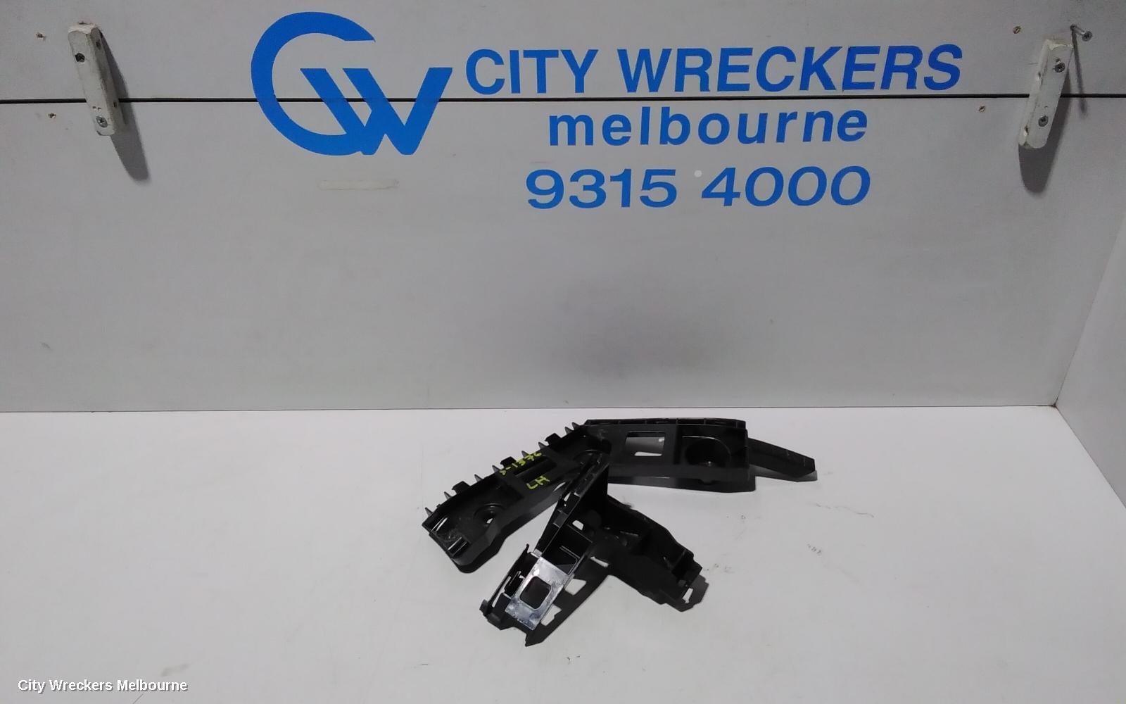 VOLKSWAGEN GOLF 2020 R/Bar Bracket/Reinfo