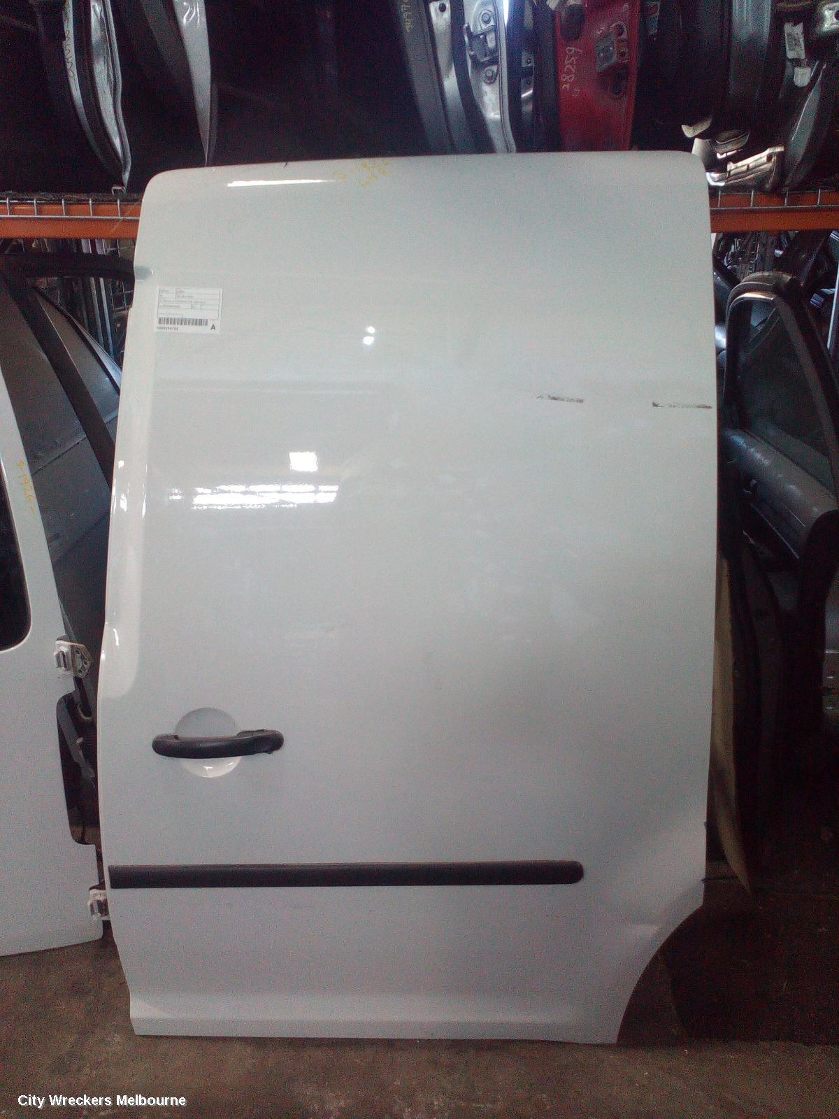 VOLKSWAGEN CADDY 2011 Left Rear Door/Sliding