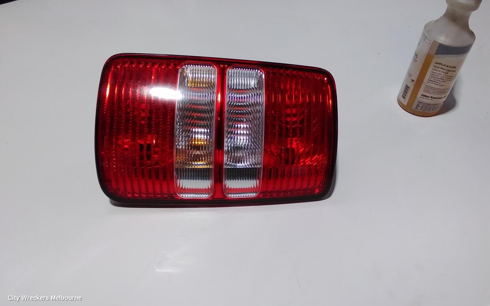 VOLKSWAGEN CADDY 2011 Left Taillight