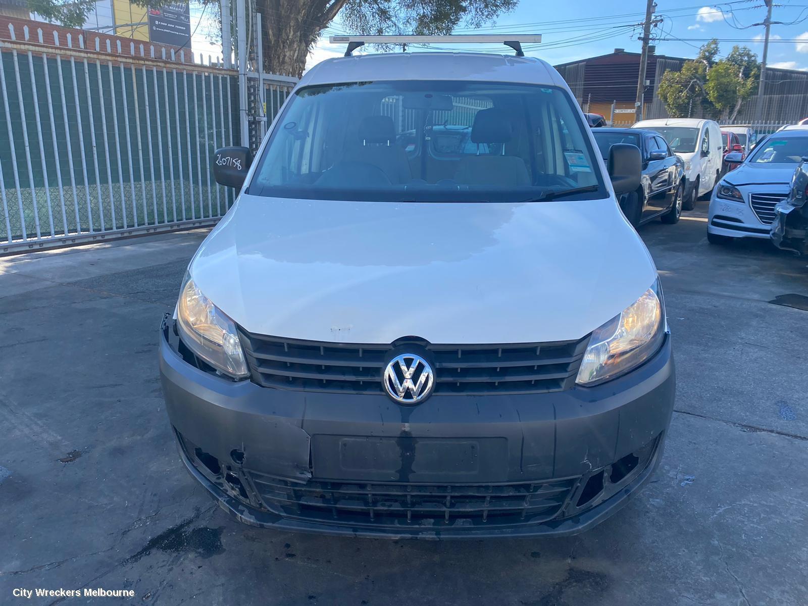 VOLKSWAGEN CADDY 2013 Right Front Door